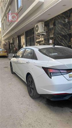 هیوندای ئەلەنترا